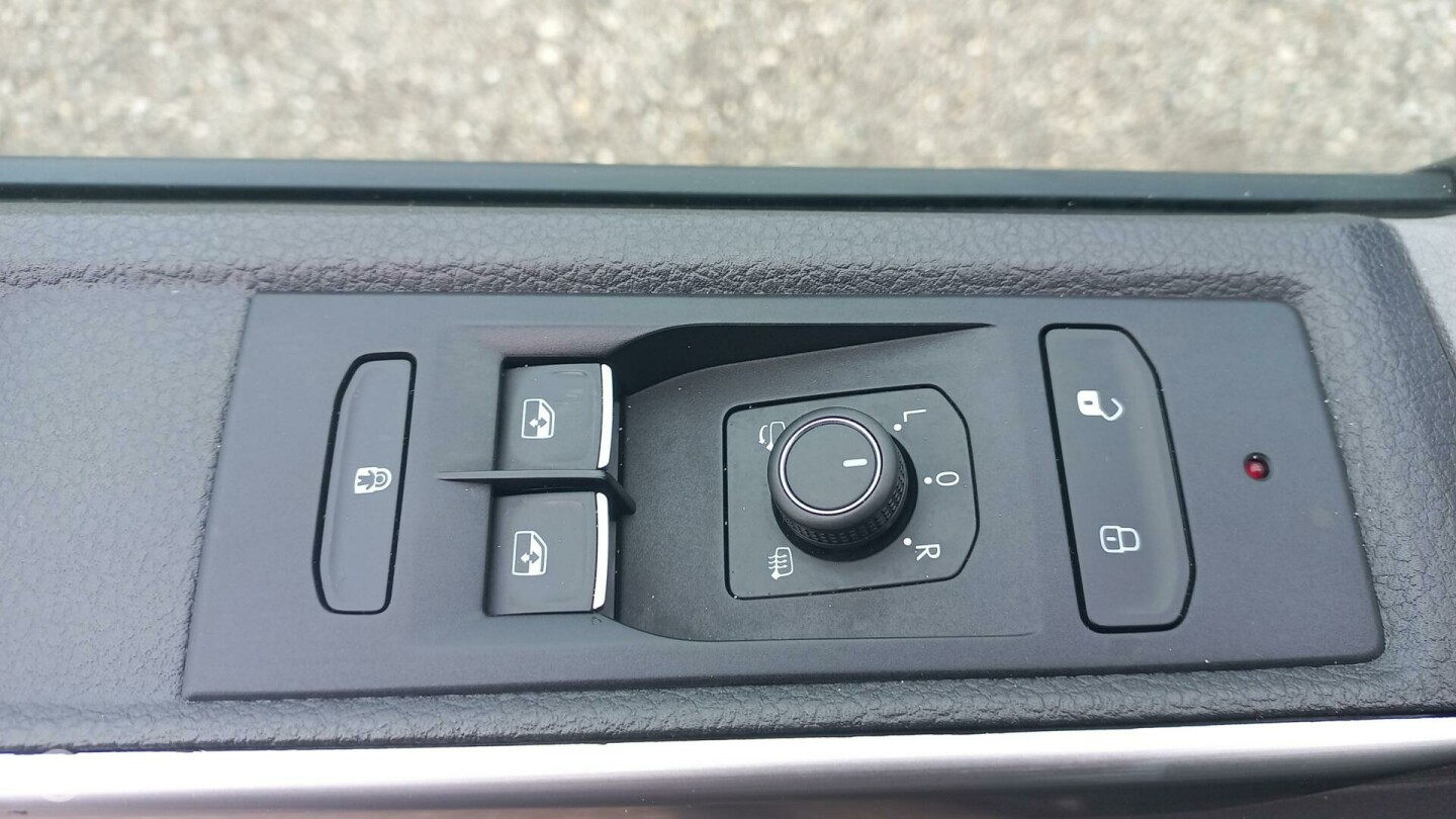 Volkswagen-Transporter-13