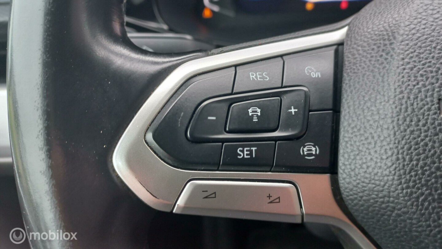 Volkswagen-Transporter-18