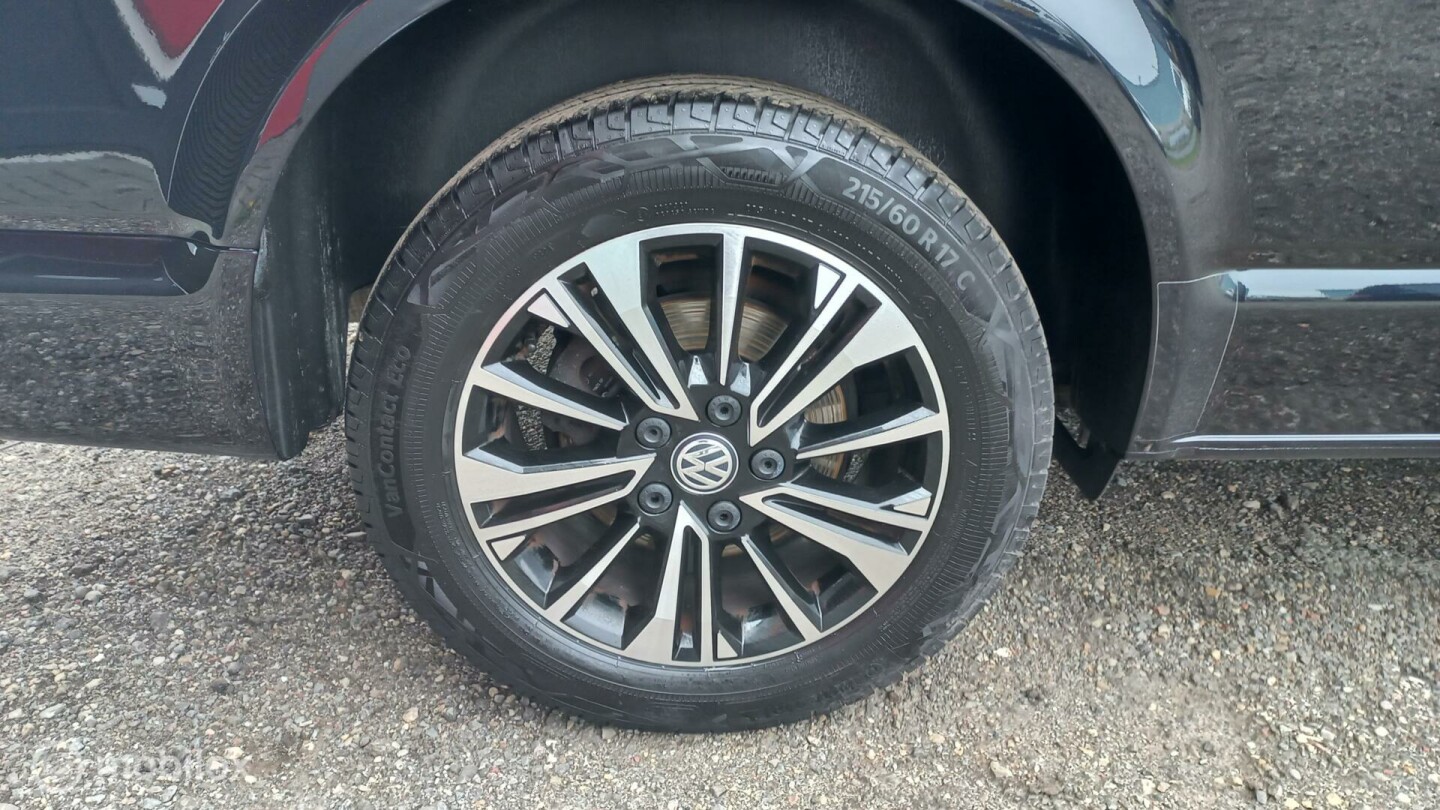 Volkswagen-Transporter-5