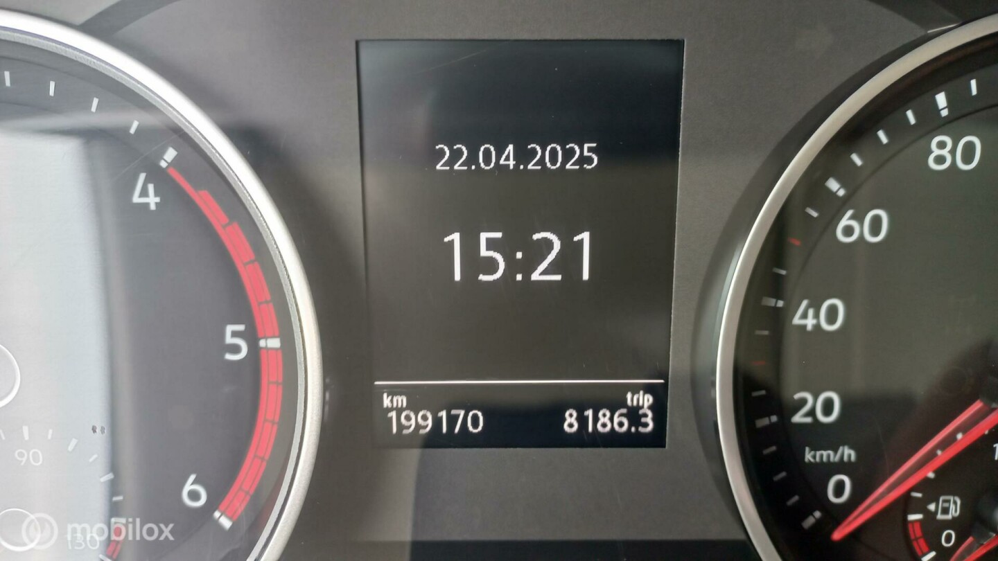 Volkswagen-Crafter-22