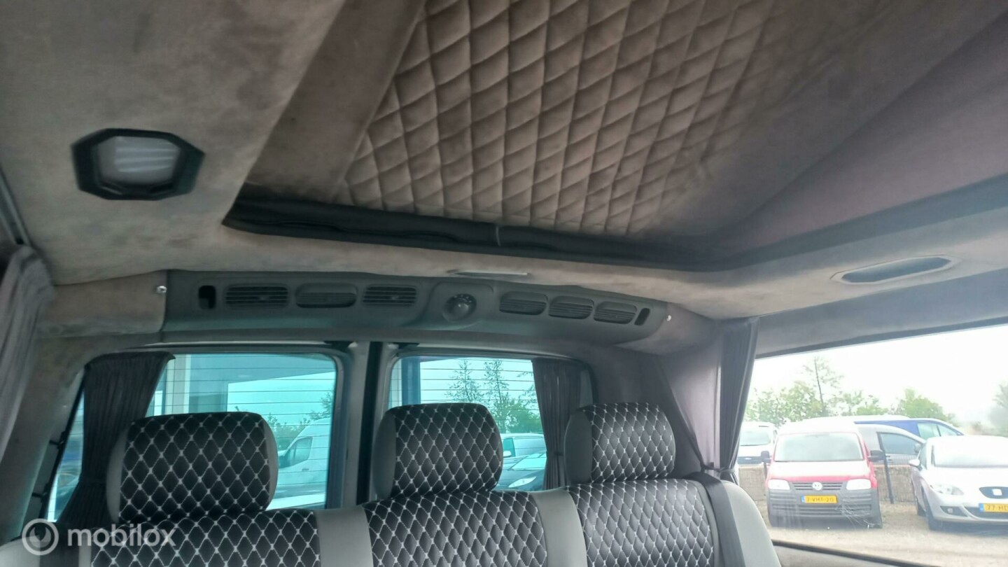 Volkswagen-Camper-10