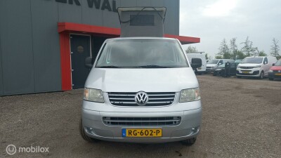 Volkswagen-Camper-2