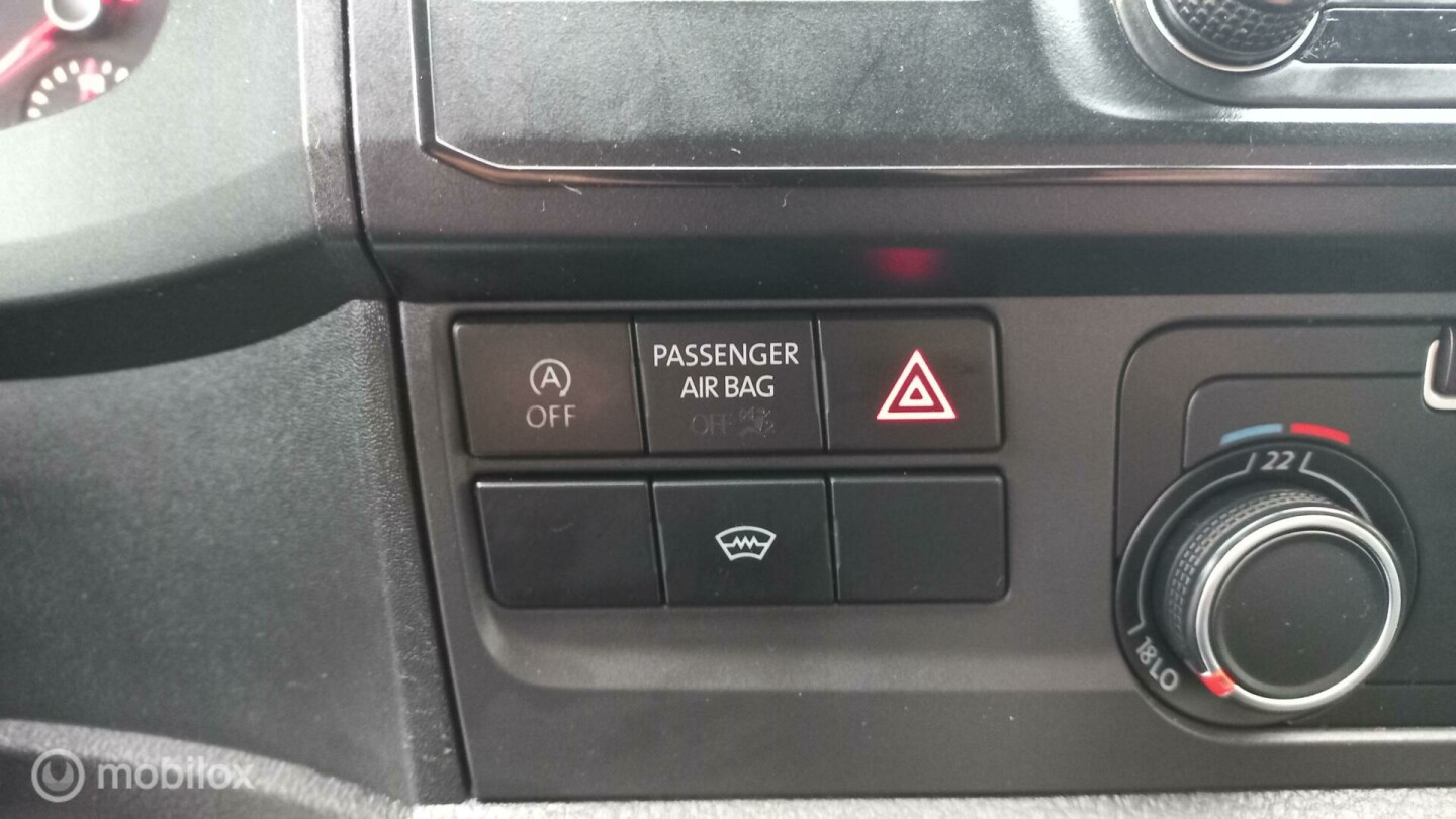 Volkswagen-Transporter-13