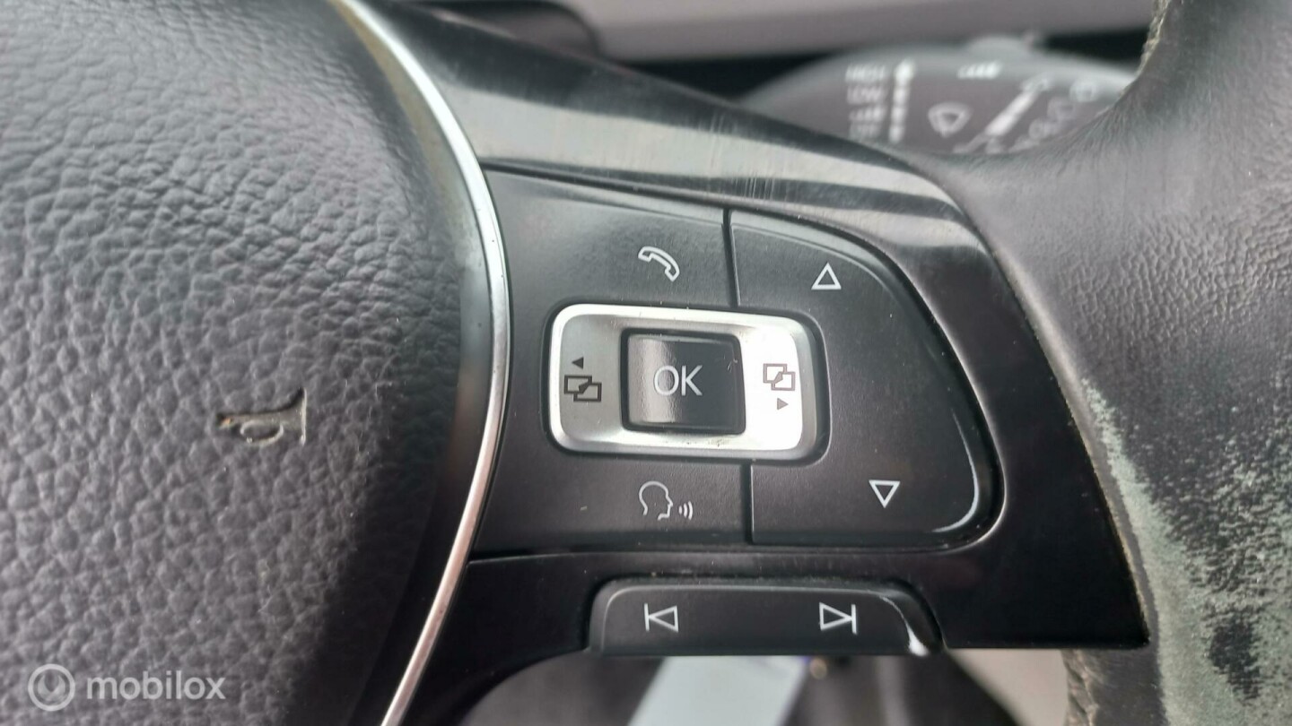 Volkswagen-Transporter-16