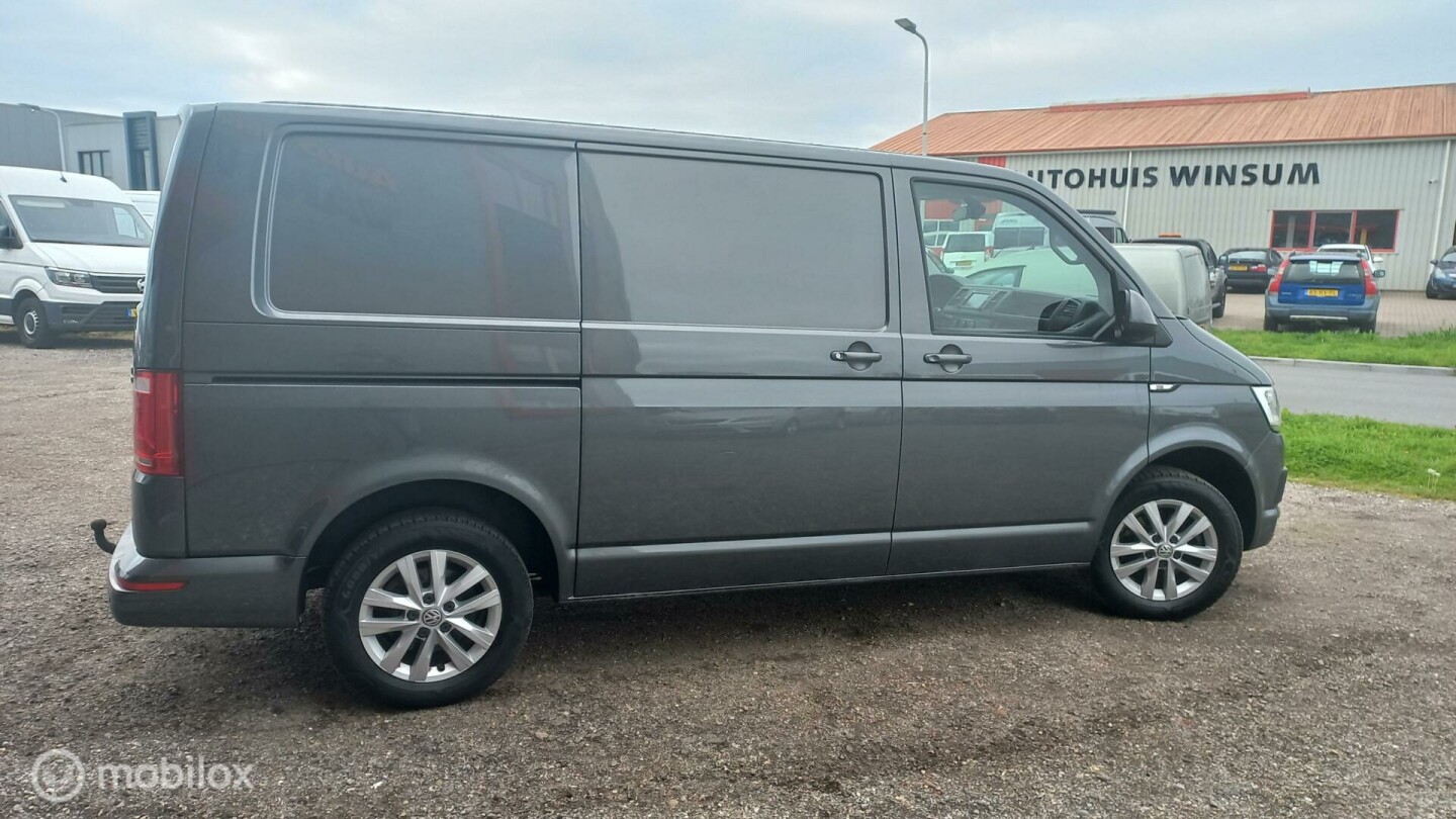 Volkswagen-Transporter-7