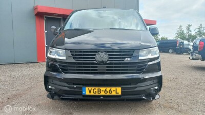 Volkswagen-Transporter-1