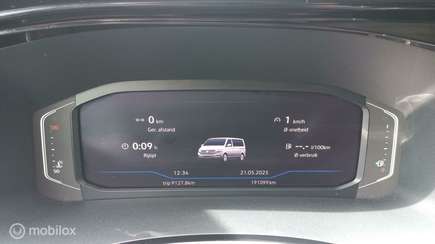 Volkswagen-Transporter-19