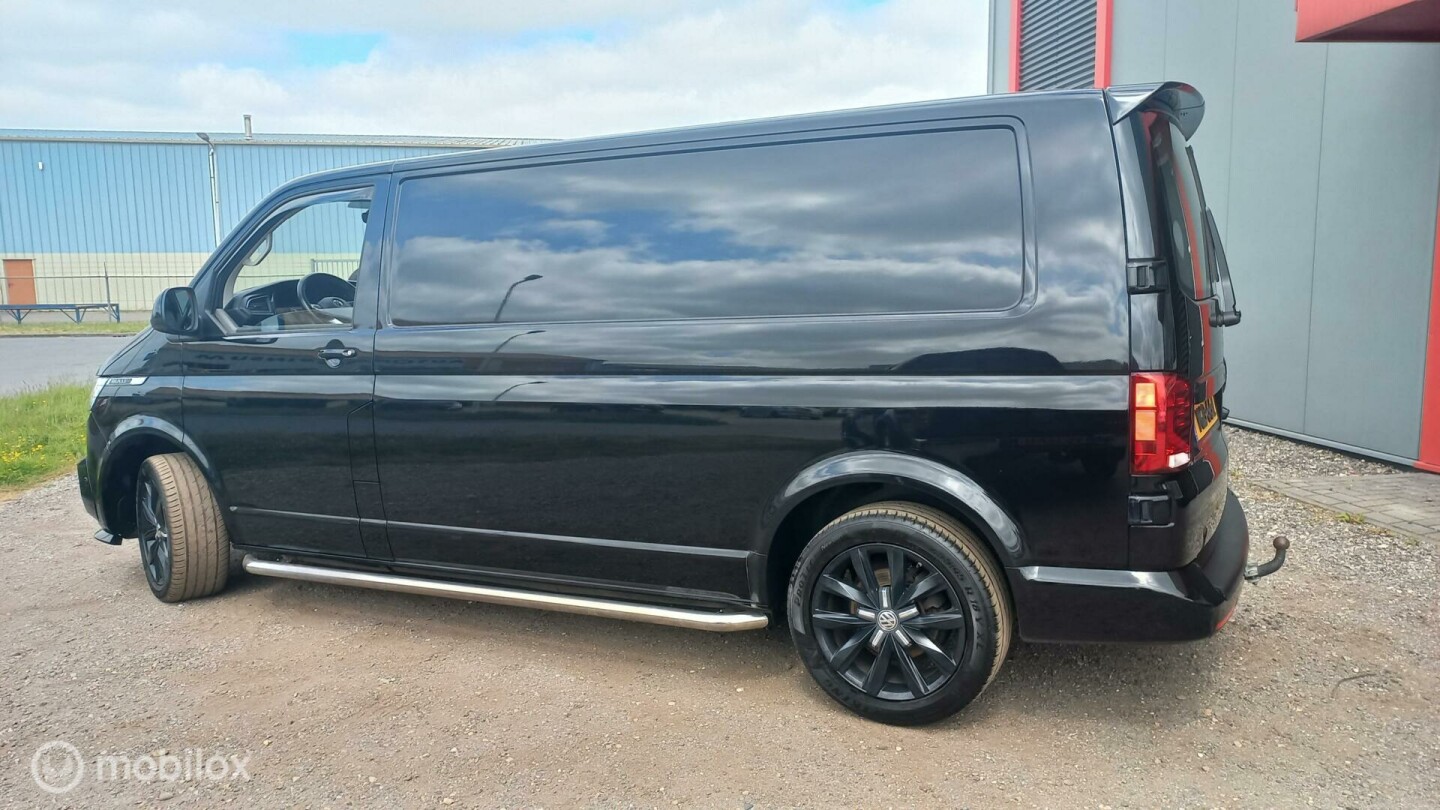 Volkswagen-Transporter-2