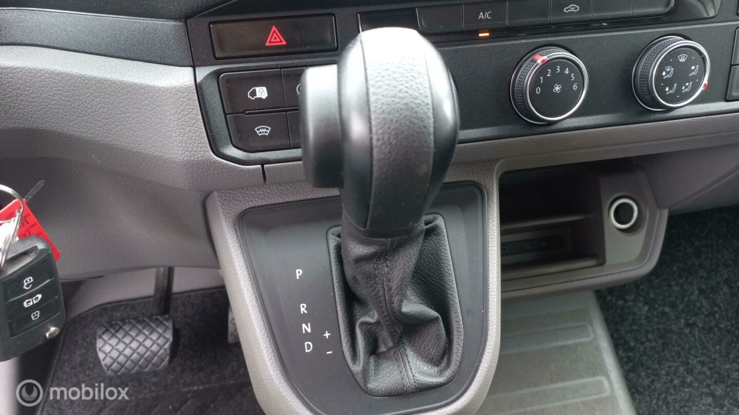 Volkswagen-Crafter-11